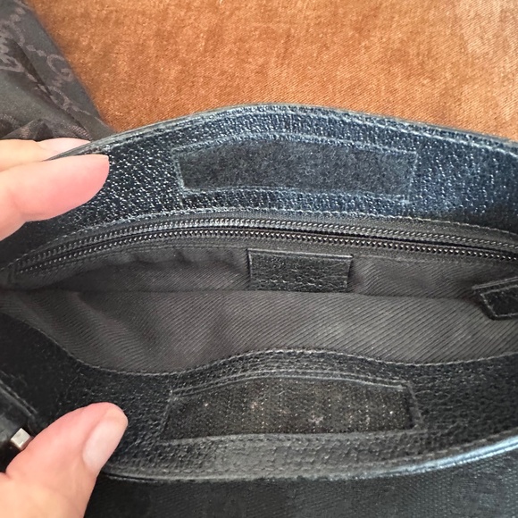 Gucci Black Crossbody bag - Picture 7 of 11